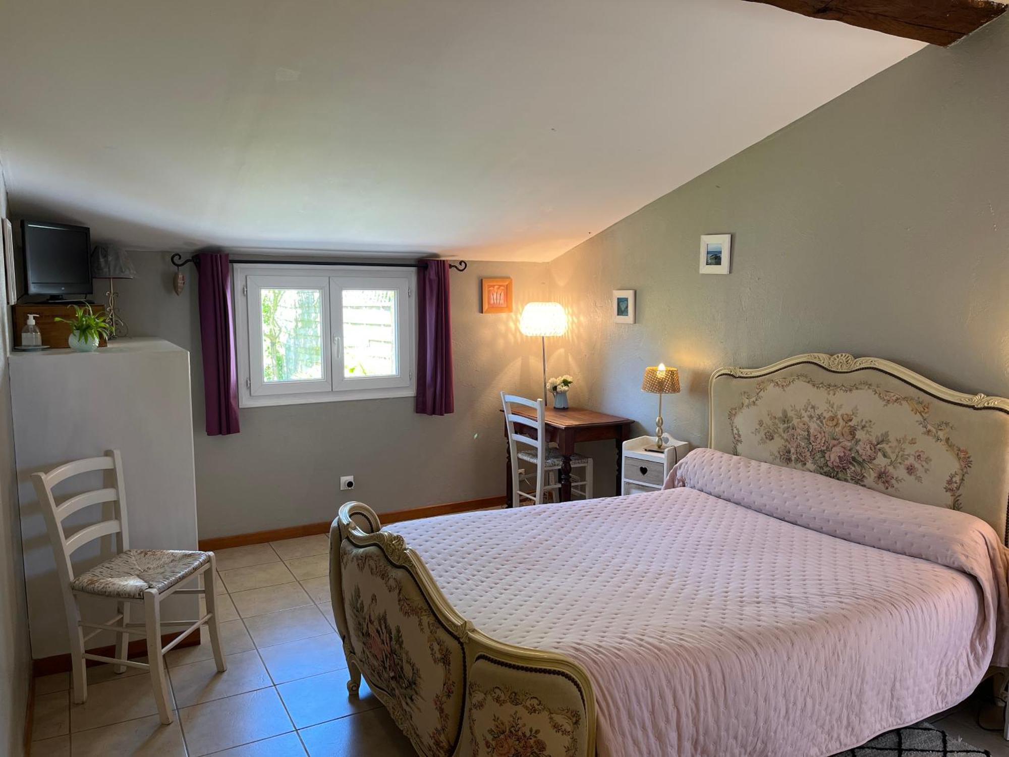 Chambres Et Gite Peyroutas " Camille" Vignonet St Emilion Екстер'єр фото